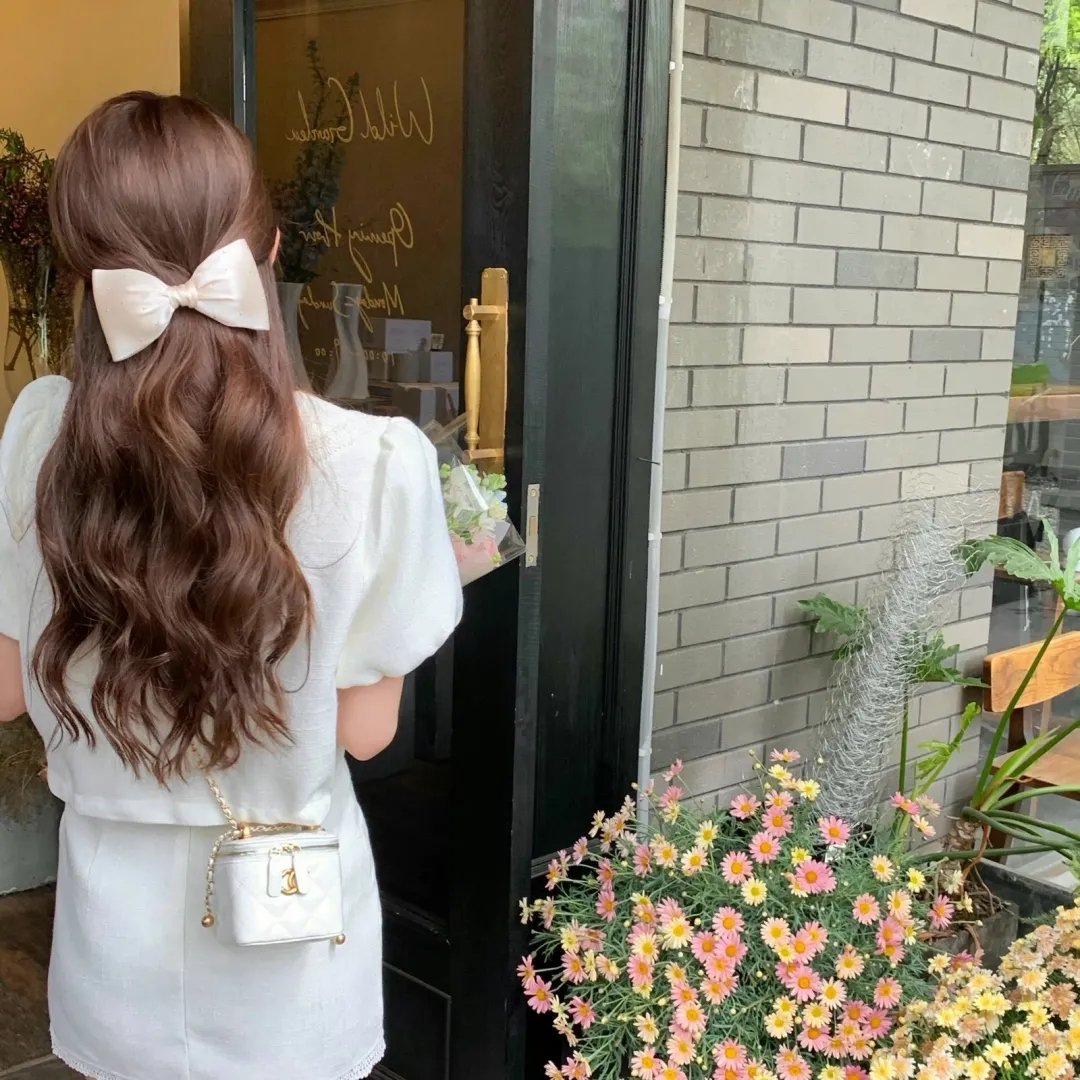 糟糕我被女帝拿捏了